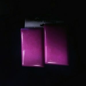 Vintage genuine lucite post earrings! 💜